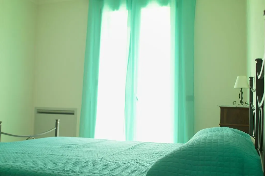 بيت ضيافة ألغيرو Villa Calvia إيطاليا